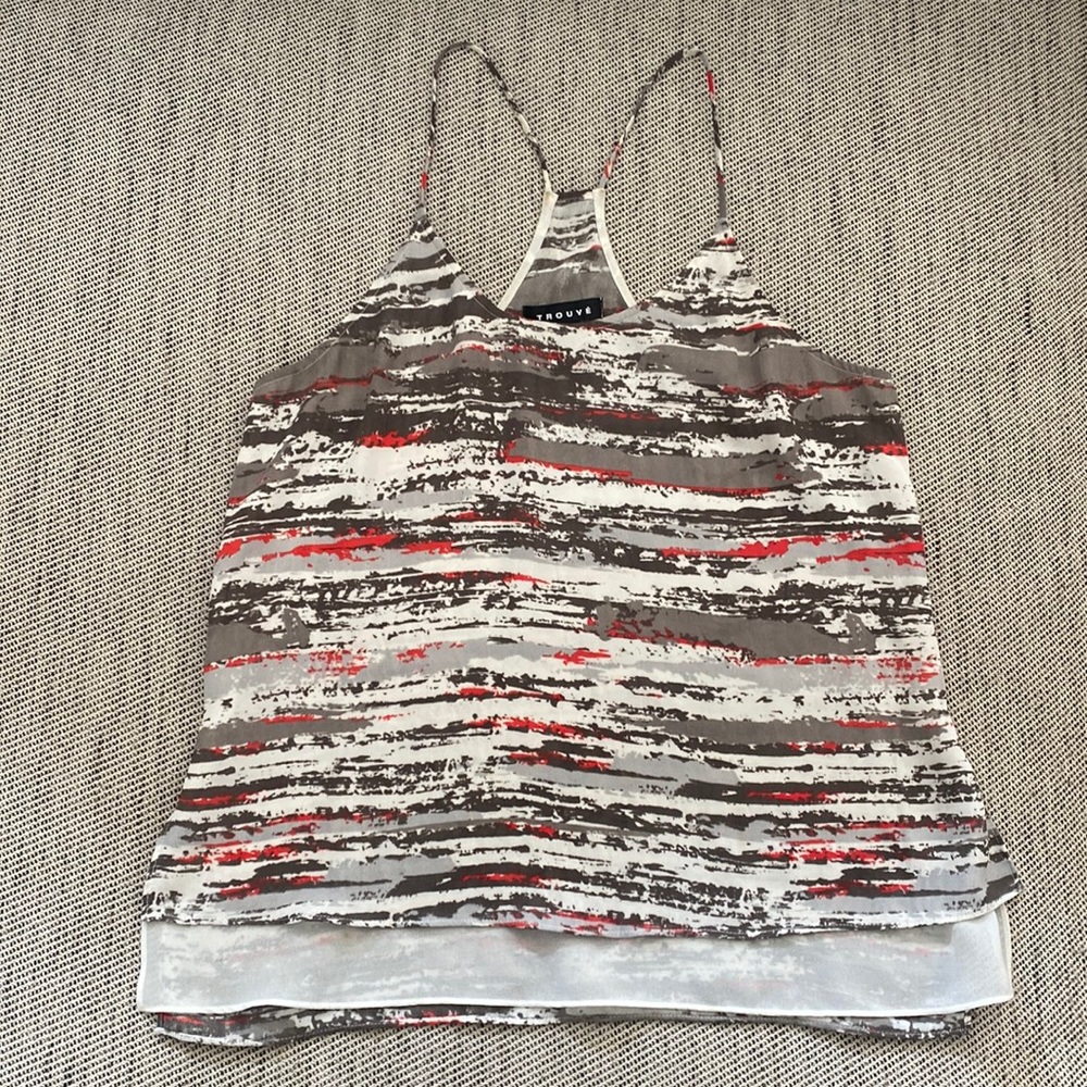 Trouvé XS top